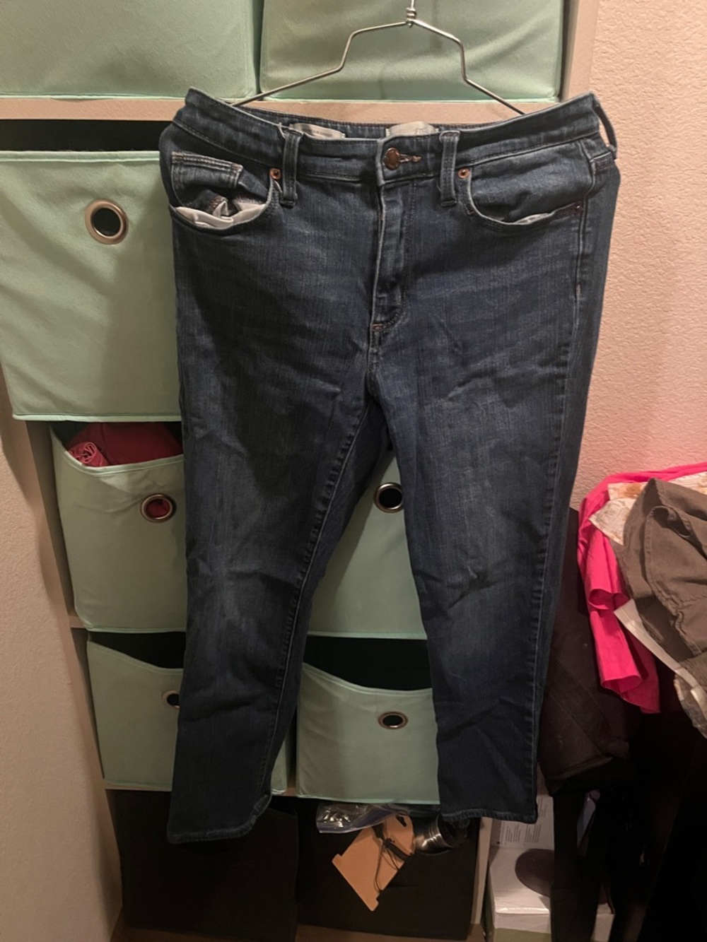 Universal Thread Women's Straight Leg Jeans in Dark Blue